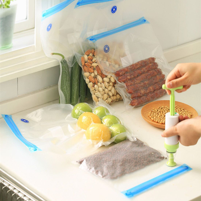 أكياس تحت فراغ BPA خالية من أكياس السدادة الفراغية القابلة لإعادة الاستخدام لتخزين المواد الغذائية